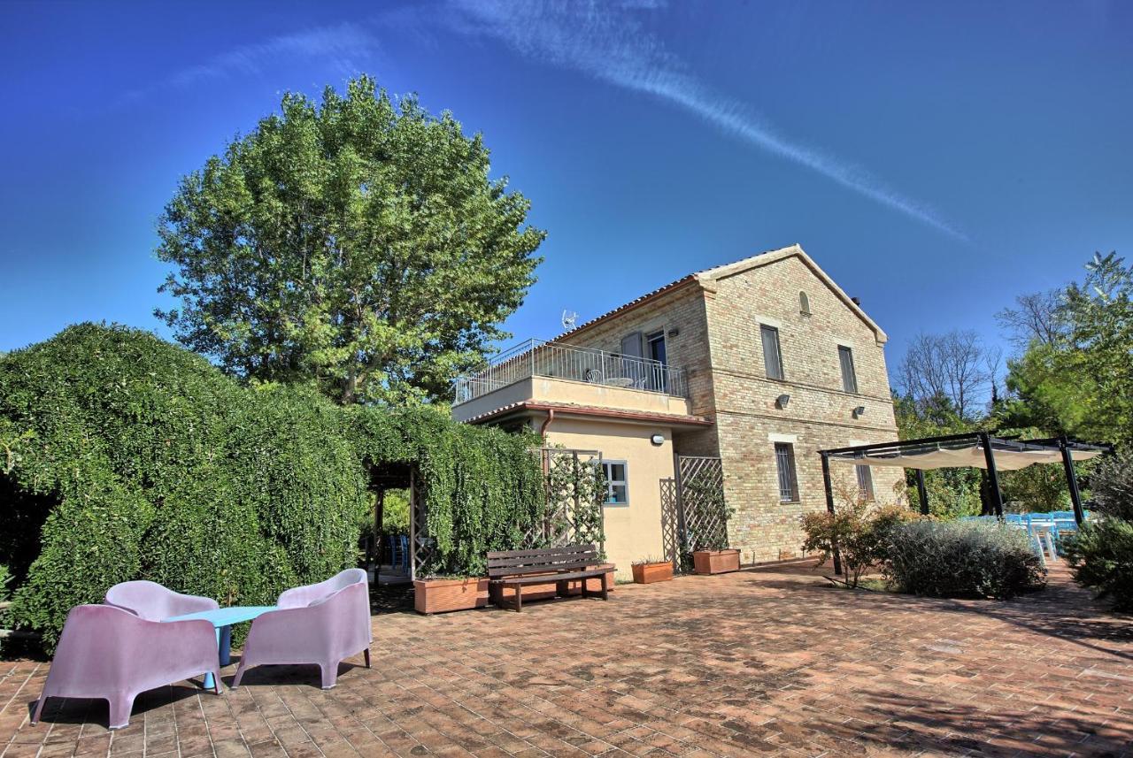 Grande Villa Storica Per Vacanze Con Giardino Privato E Piscina Ostra Extérieur photo
