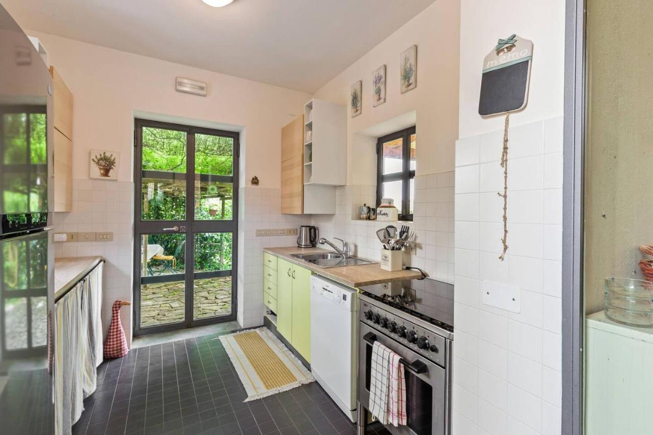 Grande Villa Storica Per Vacanze Con Giardino Privato E Piscina Ostra Extérieur photo
