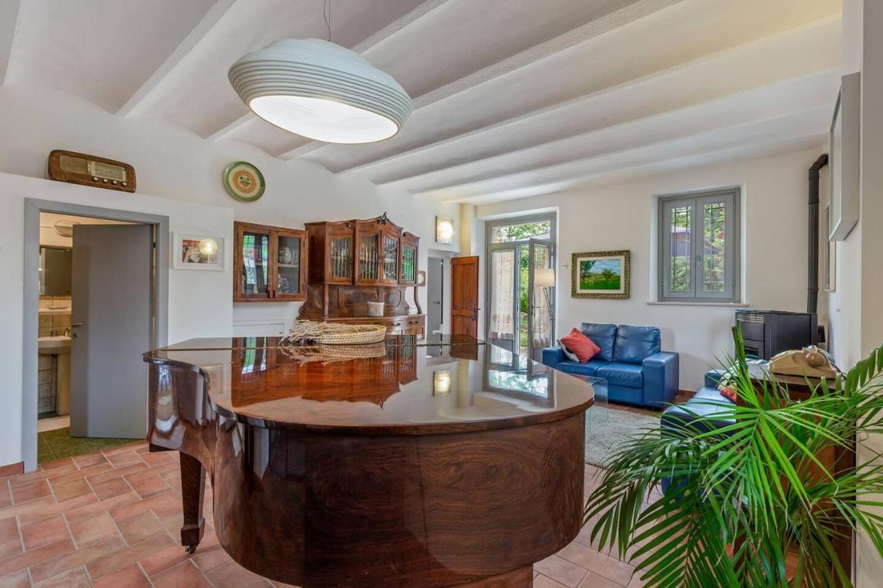 Grande Villa Storica Per Vacanze Con Giardino Privato E Piscina Ostra Extérieur photo