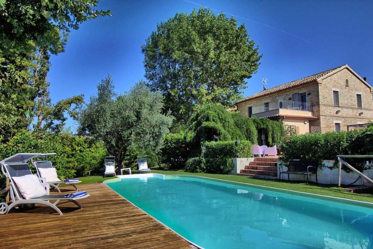 Grande Villa Storica Per Vacanze Con Giardino Privato E Piscina Ostra Extérieur photo