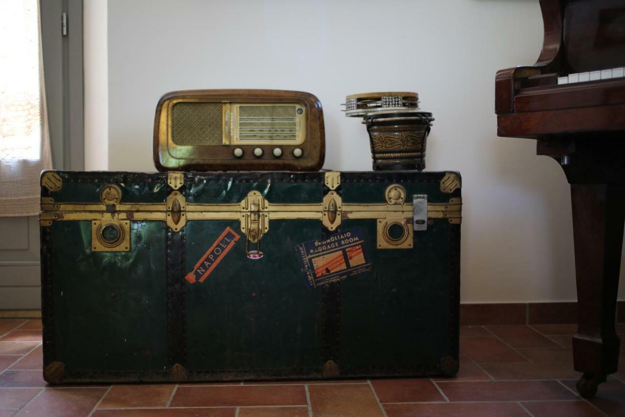 Grande Villa Storica Per Vacanze Con Giardino Privato E Piscina Ostra Extérieur photo